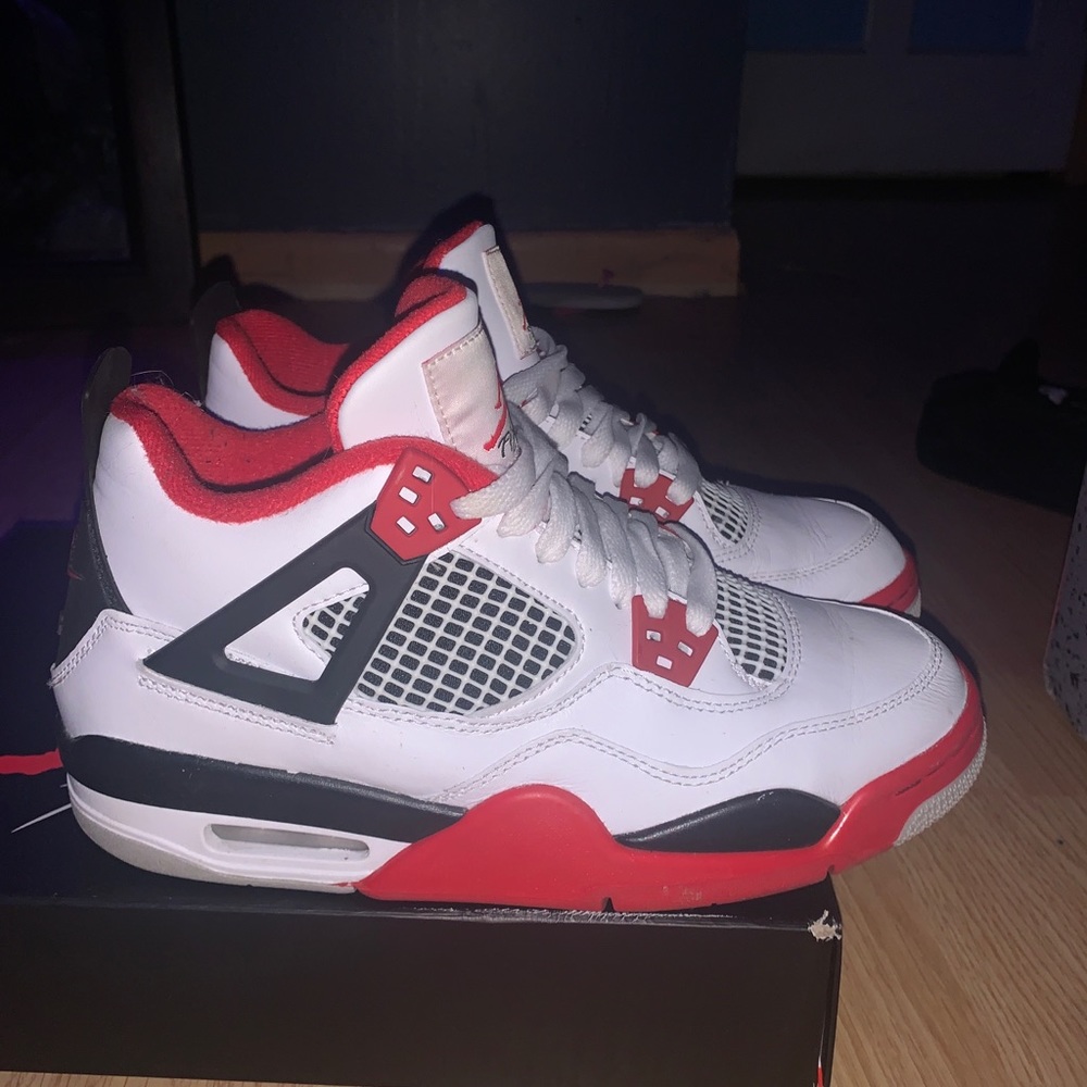 Air Jordan retro 4’s og fire reds - Picture 1 of 10
